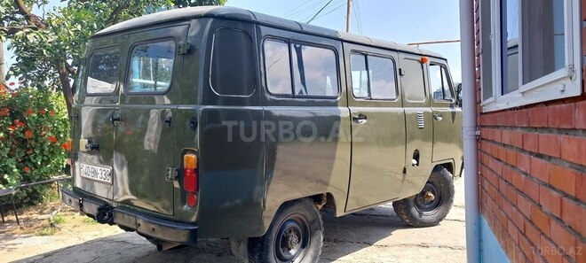 UAZ 3303 1998, 300,000 km - 2.4 л - Astara