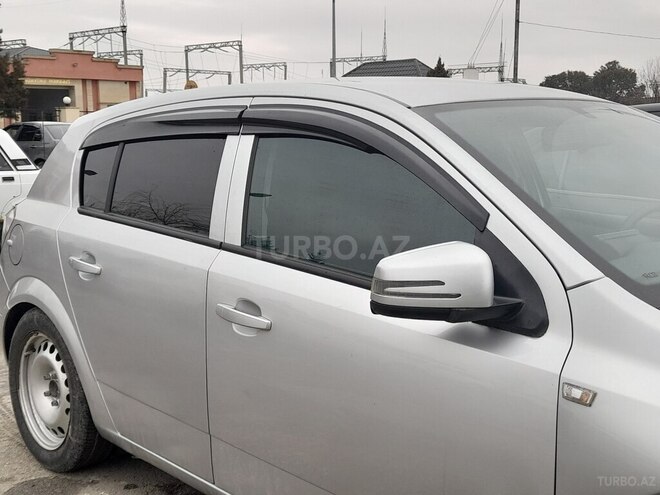 Opel Astra 2006, 229,000 km - 1.3 l - Bakı