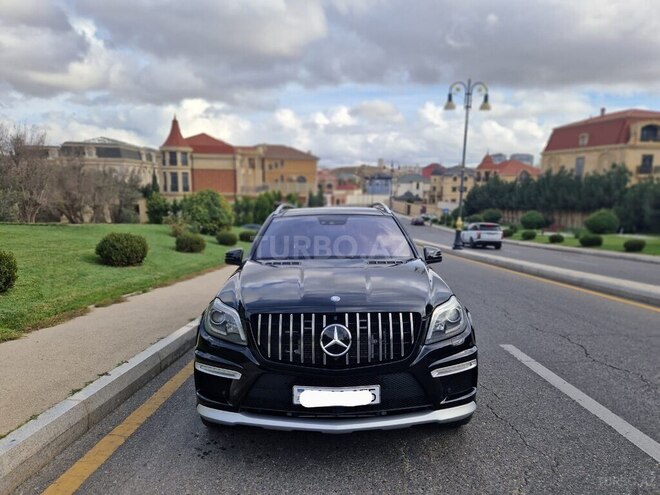 Mercedes GL 63 AMG 2015, 96,000 km - 5.5 l - Bakı