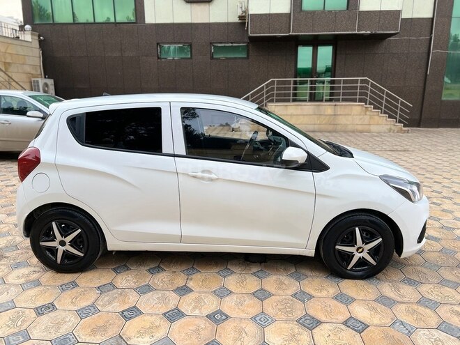 Chevrolet Spark 2017, 94,000 km - 1.0 l - Gəncə