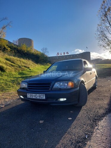 Mercedes C 220 2000, 650,000 km - 2.2 l - İmişli
