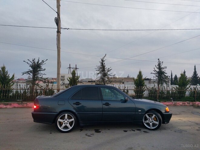 Mercedes C 220 2000, 650,000 km - 2.2 l - İmişli