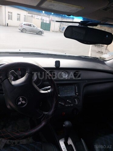 Mitsubishi Outlander 2002, 230,000 km - 2.4 l - Bakı