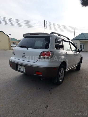 Mitsubishi Outlander 2002, 230,000 km - 2.4 l - Bakı