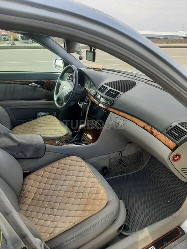 Mercedes E 220 2002, 520,000 km - 2.2 l - Bakı