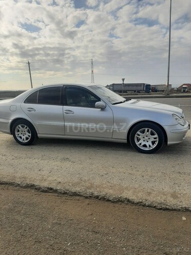 Mercedes E 220 2002, 520,000 km - 2.2 l - Bakı
