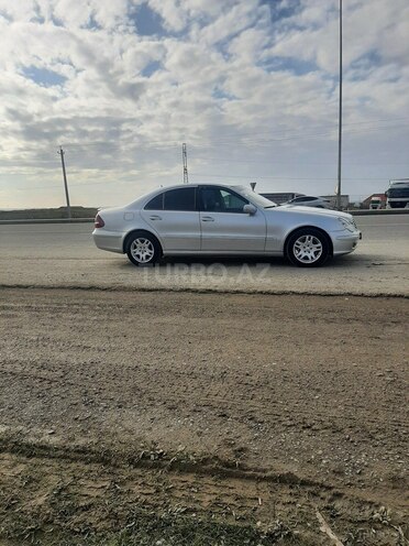 Mercedes E 220 2002, 520,000 km - 2.2 l - Bakı