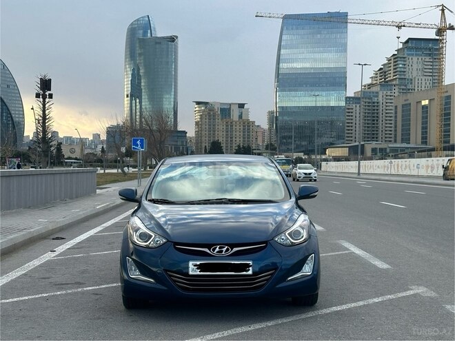 Hyundai Elantra 2015, 130,121 km - 1.8 l - Bakı