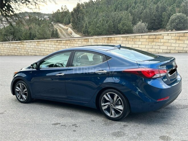 Hyundai Elantra 2015, 130,121 km - 1.8 l - Bakı