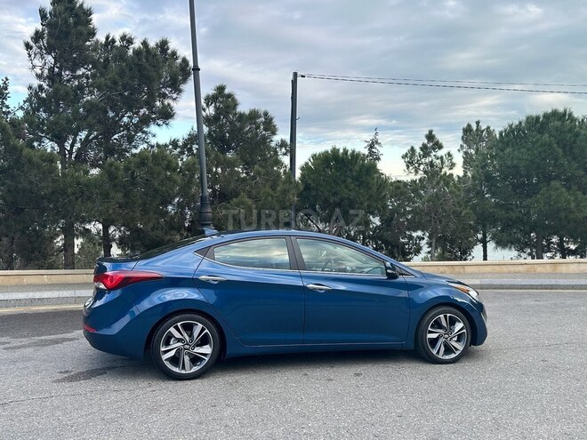 Hyundai Elantra 2015, 130,121 km - 1.8 l - Bakı