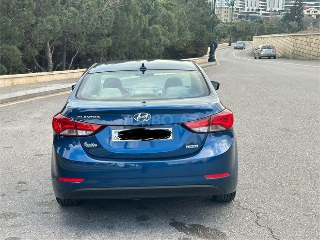 Hyundai Elantra 2015, 130,121 km - 1.8 l - Bakı