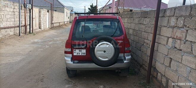 Mitsubishi Pajero io 2000, 400,000 km - 2.0 л - Bakı