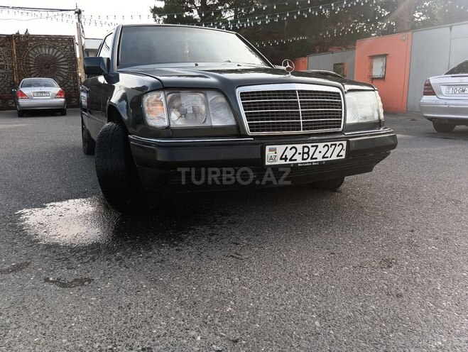 Mercedes E 200 1994, 250,000 km - 2.0 l - Bakı