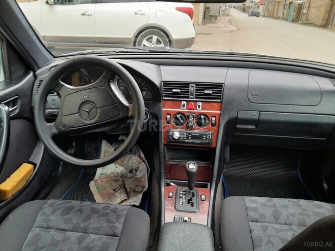 Mercedes C 180 1997, 356,000 km - 1.8 l - Bakı
