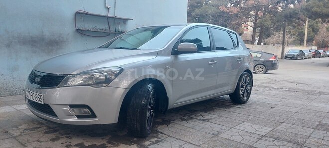 Kia Ceed 2010, 241,000 km - 1.6 л - Bakı