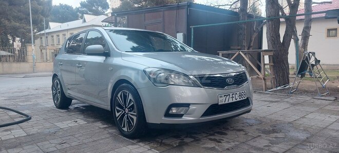 Kia Ceed 2010, 241,000 km - 1.6 л - Bakı