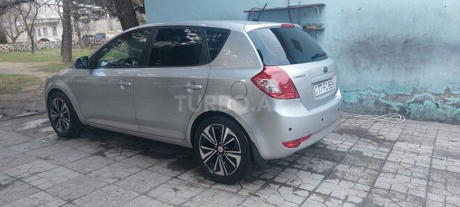 Kia Ceed 2010, 241,000 km - 1.6 л - Bakı