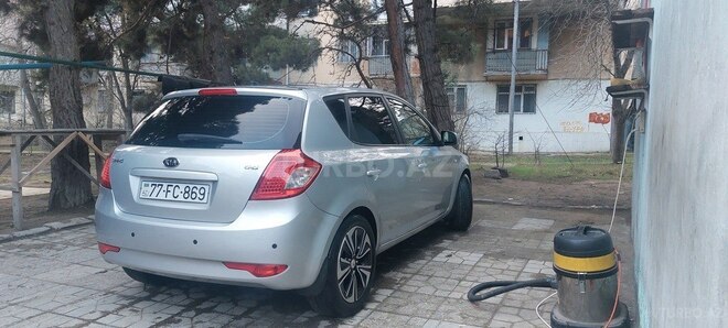 Kia Ceed 2010, 241,000 km - 1.6 л - Bakı