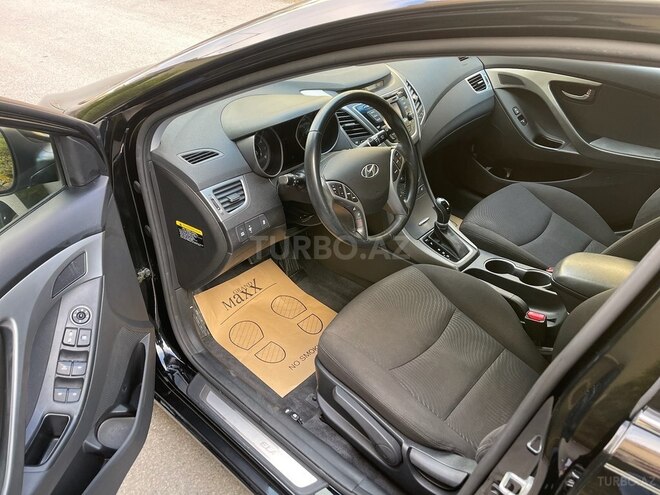 Hyundai Elantra 2015, 104,248 km - 1.8 l - Bakı