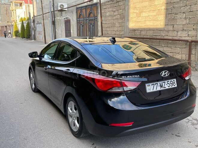 Hyundai Elantra 2015, 104,248 km - 1.8 l - Bakı
