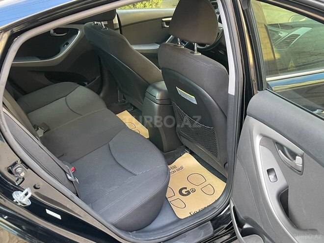 Hyundai Elantra 2015, 104,248 km - 1.8 l - Bakı