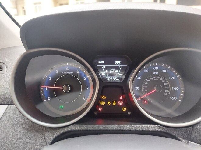 Hyundai Elantra 2015, 130,000 km - 2.0 л - Bakı