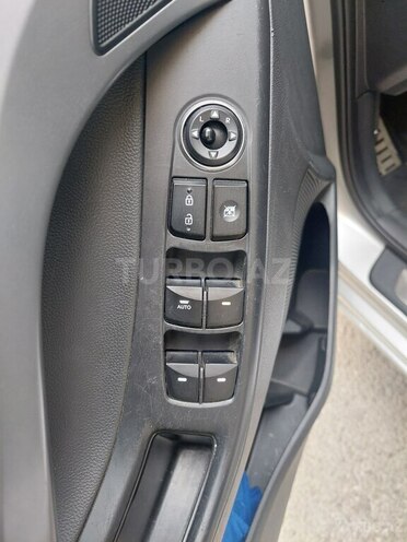 Hyundai Elantra 2015, 130,000 km - 2.0 л - Bakı