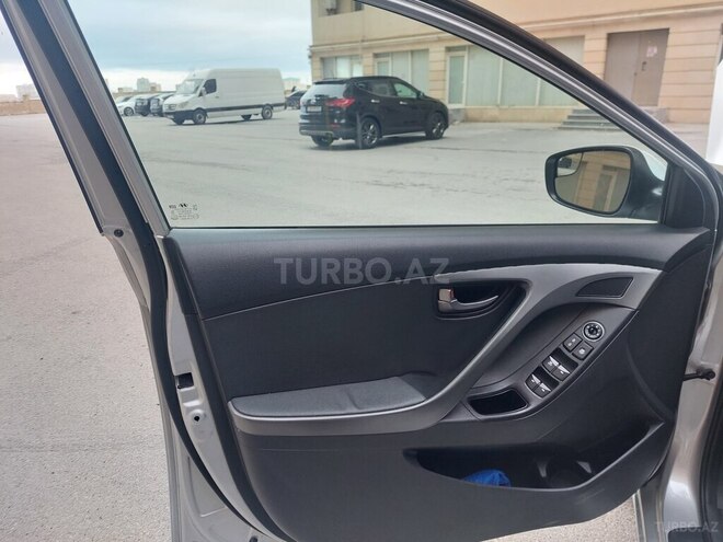 Hyundai Elantra 2015, 130,000 km - 2.0 л - Bakı
