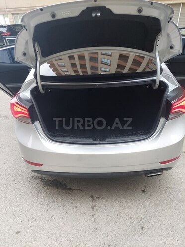 Hyundai Elantra 2015, 130,000 km - 2.0 л - Bakı