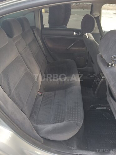 Volkswagen Passat 2000, 380,000 km - 2.0 л - Bakı