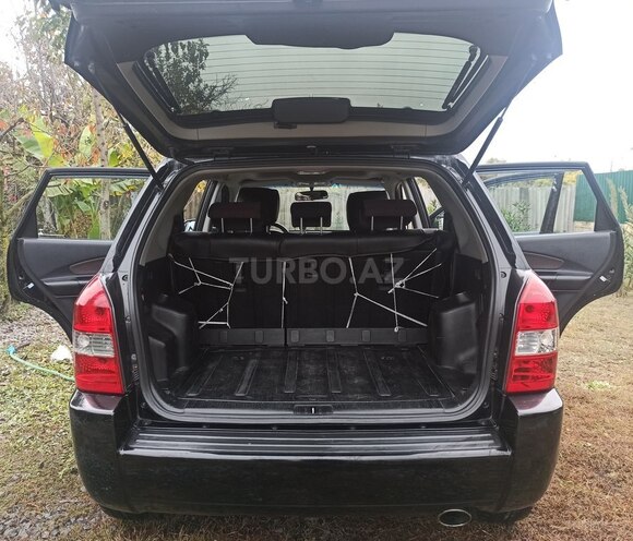 Hyundai Tucson 2008, 169,000 km - 2.0 l - Qax