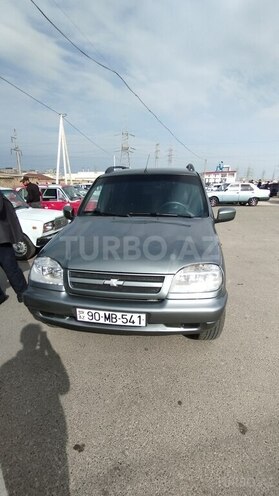 Chevrolet Niva 2005, 98,000 km - 1.7 l - Saatlı