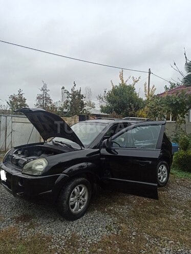 Hyundai Tucson 2008, 169,000 km - 2.0 l - Qax