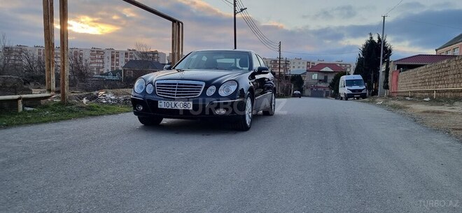 Mercedes E 220 2006, 201,637 km - 2.2 l - Bakı