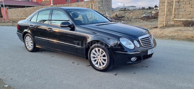Mercedes E 220 2006, 201,637 km - 2.2 l - Bakı