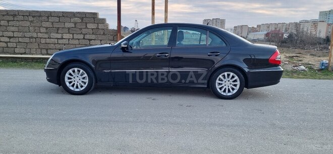 Mercedes E 220 2006, 201,637 km - 2.2 l - Bakı