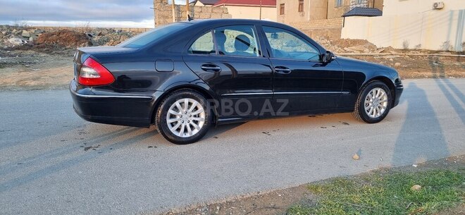 Mercedes E 220 2006, 201,637 km - 2.2 l - Bakı