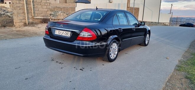 Mercedes E 220 2006, 201,637 km - 2.2 l - Bakı