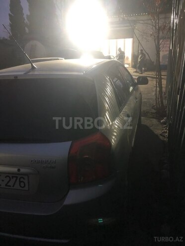 Toyota Corolla 2005, 294,000 km - 1.4 l - Gəncə