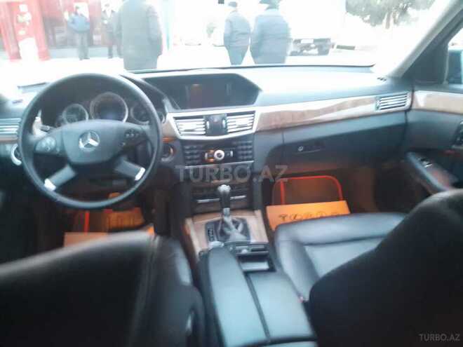 Mercedes E 220 2011, 330,000 km - 2.2 l - Sumqayıt