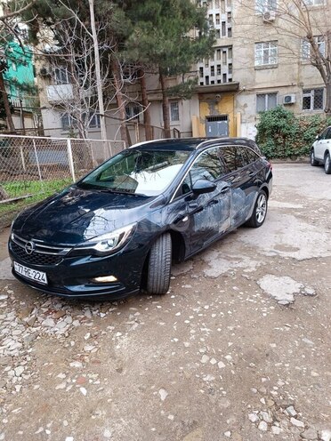 Opel Astra 2016, 180,800 km - 1.6 l - Bakı