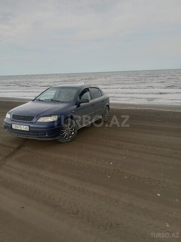 Opel Astra 1999, 280,000 km - 1.6 l - Qusar