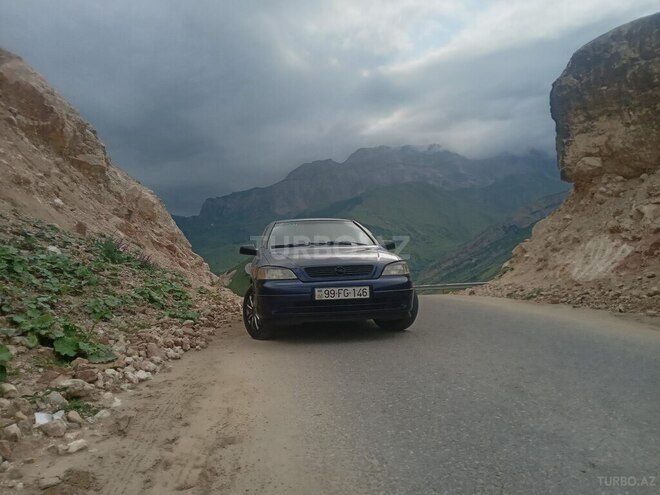 Opel Astra 1999, 280,000 km - 1.6 l - Qusar
