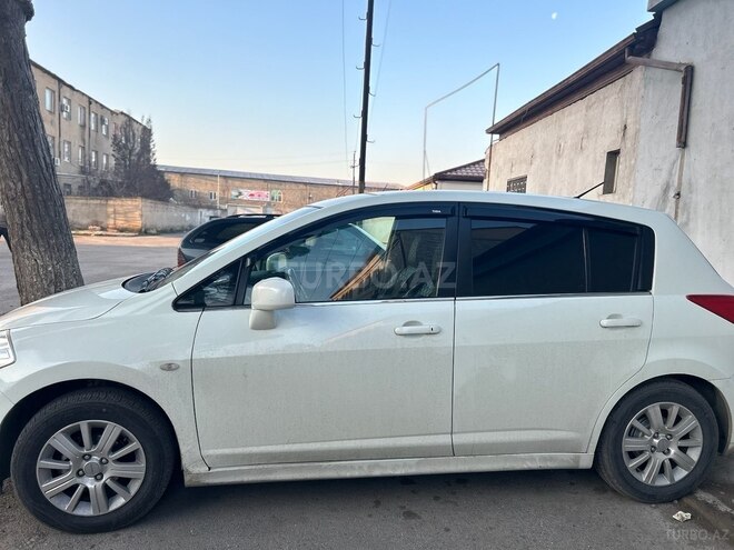 Nissan Tiida 2011, 300,000 km - 1.3 l - Bakı