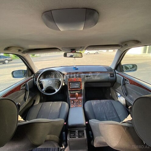 Mercedes E 270 1999, 400,000 km - 2.7 l - Bakı