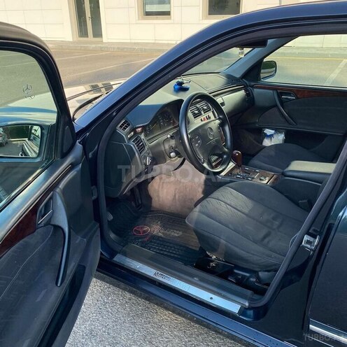 Mercedes E 270 1999, 400,000 km - 2.7 l - Bakı