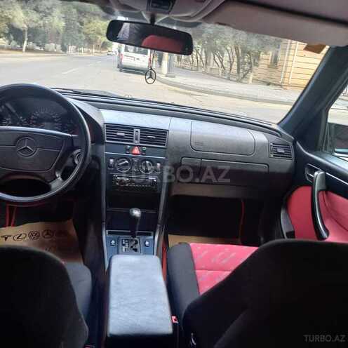 Mercedes C 180 1997, 136,000 km - 1.8 l - Sumqayıt