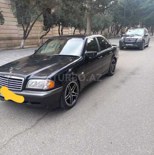 Mercedes C 180 1997, 136,000 km - 1.8 l - Sumqayıt