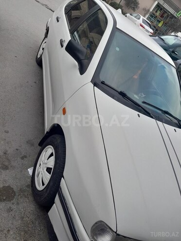 Volkswagen Polo 1995, 240,000 km - 1.6 л - Bakı