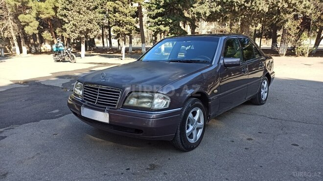 Mercedes C 220 1994, 298,658 km - 2.2 l - Sumqayıt